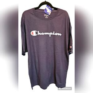 Champion Tshirt